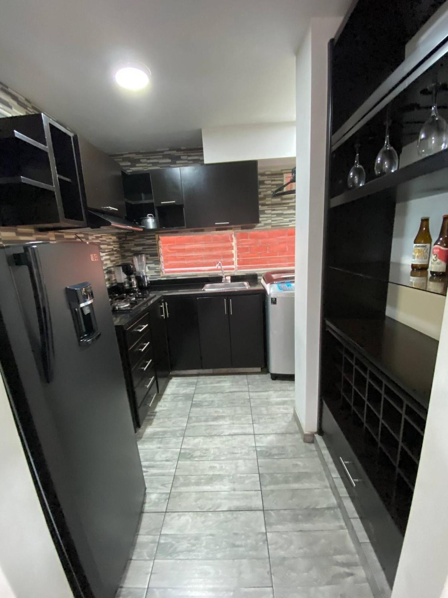 Entire In Business Luxury Chipichape Apartamento