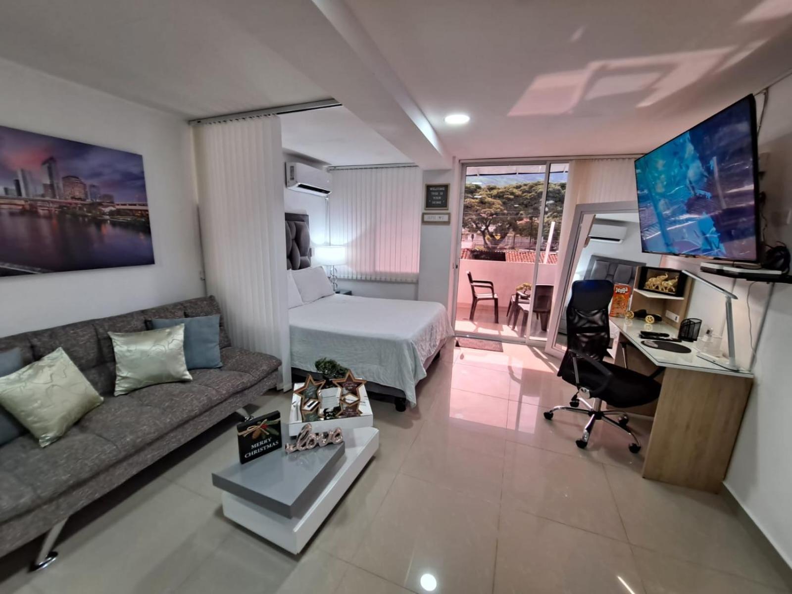 305 La Flora Apartamento *