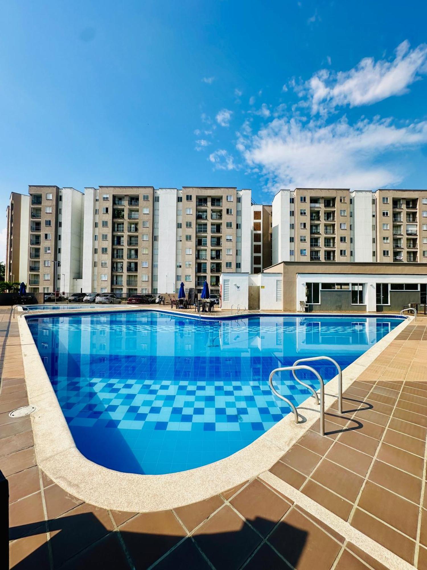 Moderno Apto Con Vista 5 Estrellas Wifi Fast & Check In Autonomo Apartamento Cali