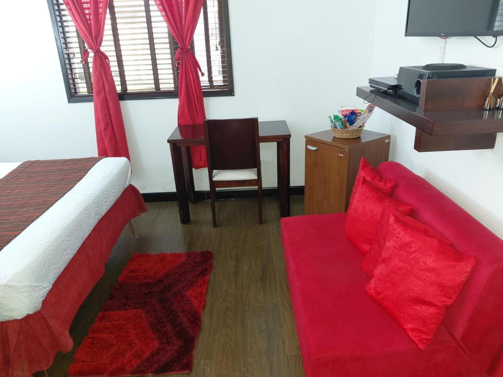 Hbcf Boutique Casa Farallones De Santiago De Hotel Cali