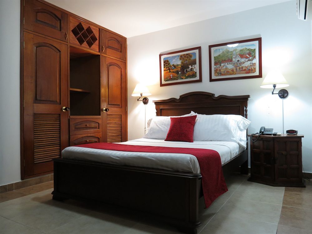 Apartahotel Hotel Cali 4*