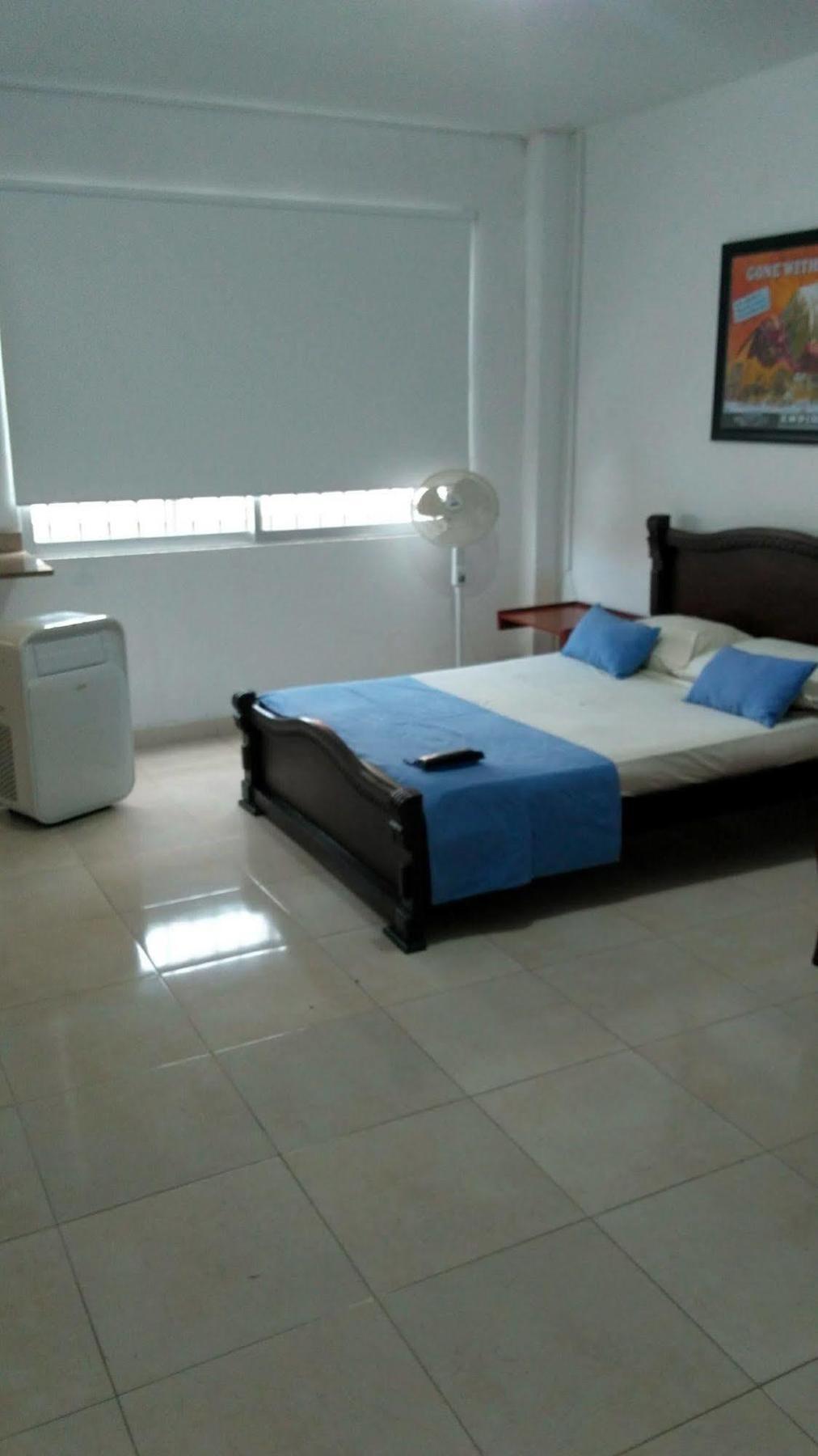 Arco Apartasuites Apartahotel Cali