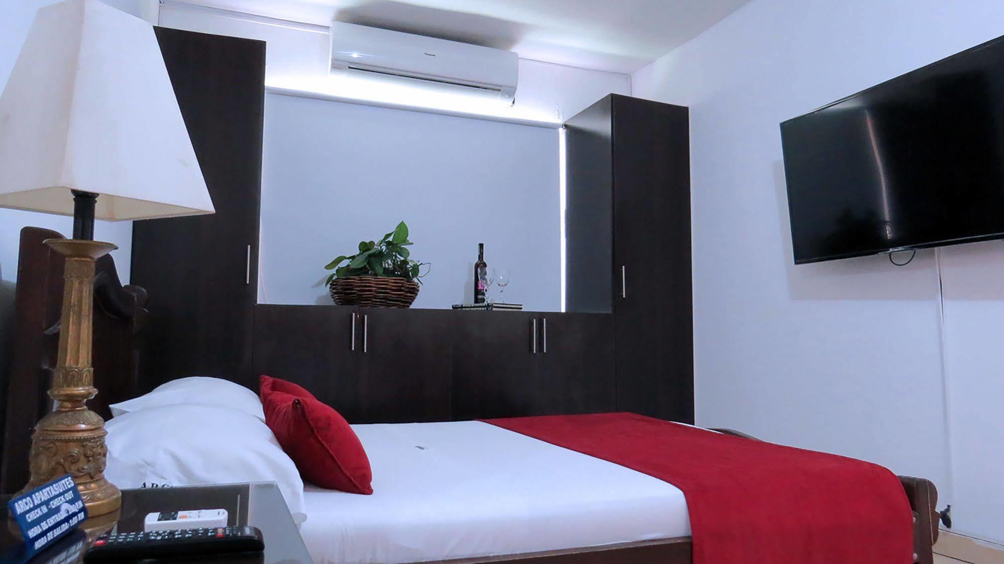 Apartahotel Arco Apartasuites 3*