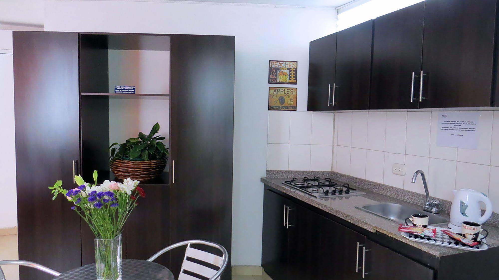 Apartahotel Arco Apartasuites 3*