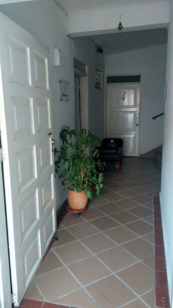 Arco Apartasuites Cali