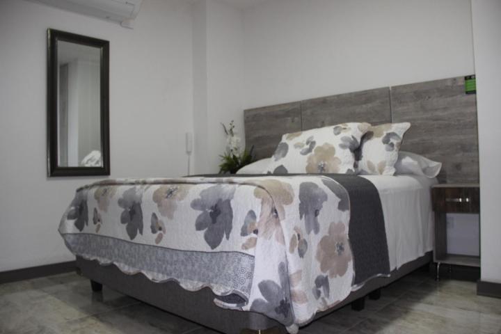 Hotel Ari