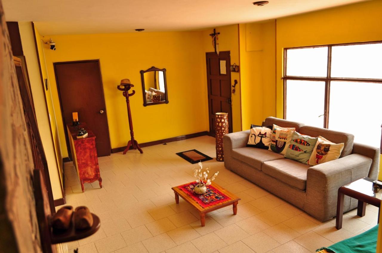 Casa Del Farol Habitación en casa particular *