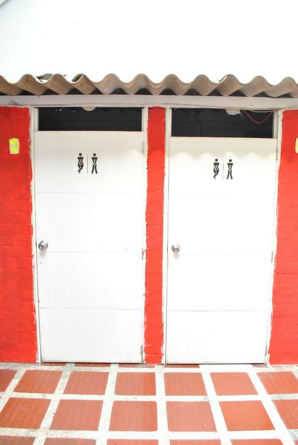 Hostal Pixel *
