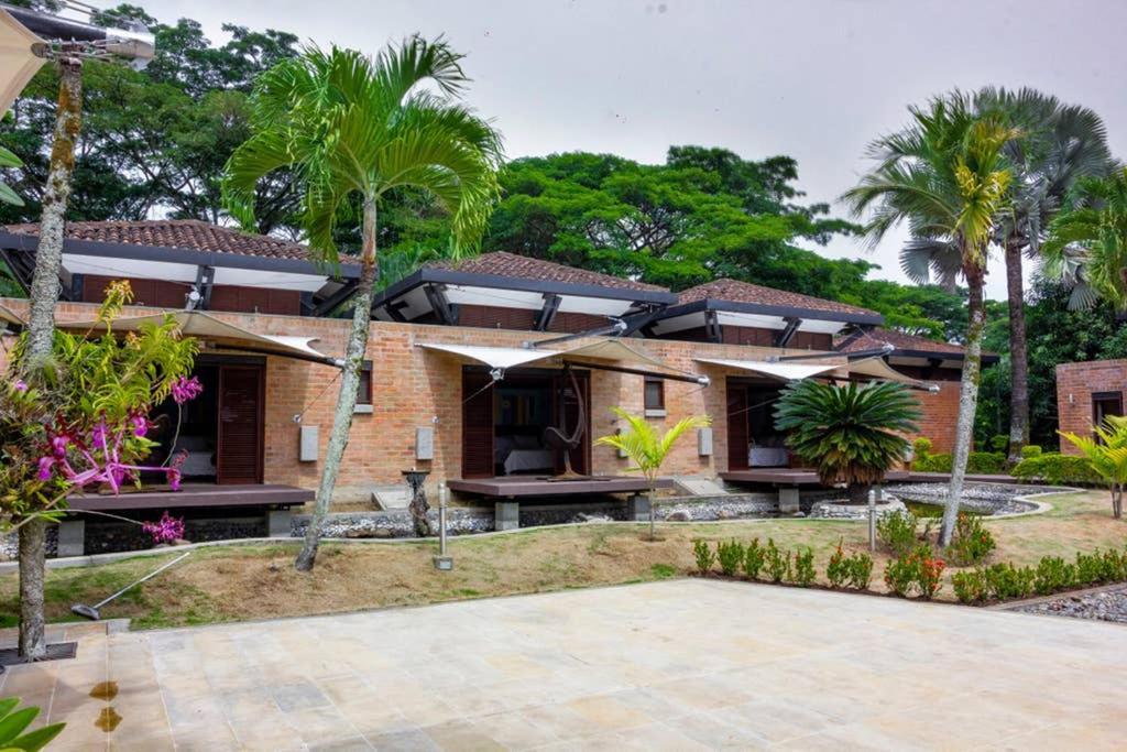 Villa Mansion In For 15 People!