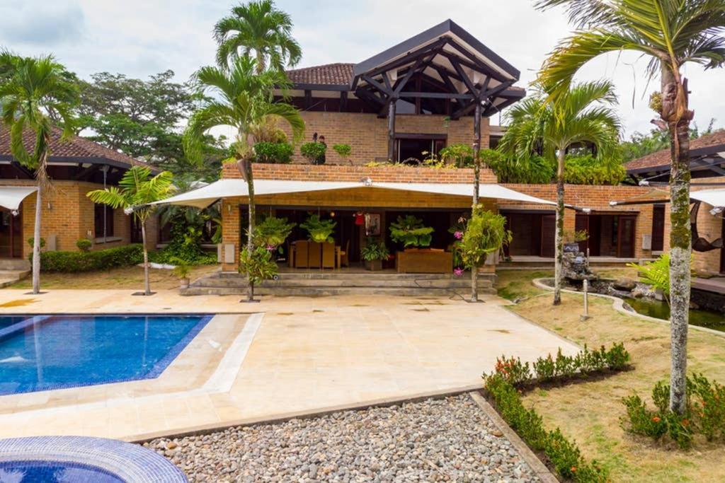 Mansion In For 15 People! *